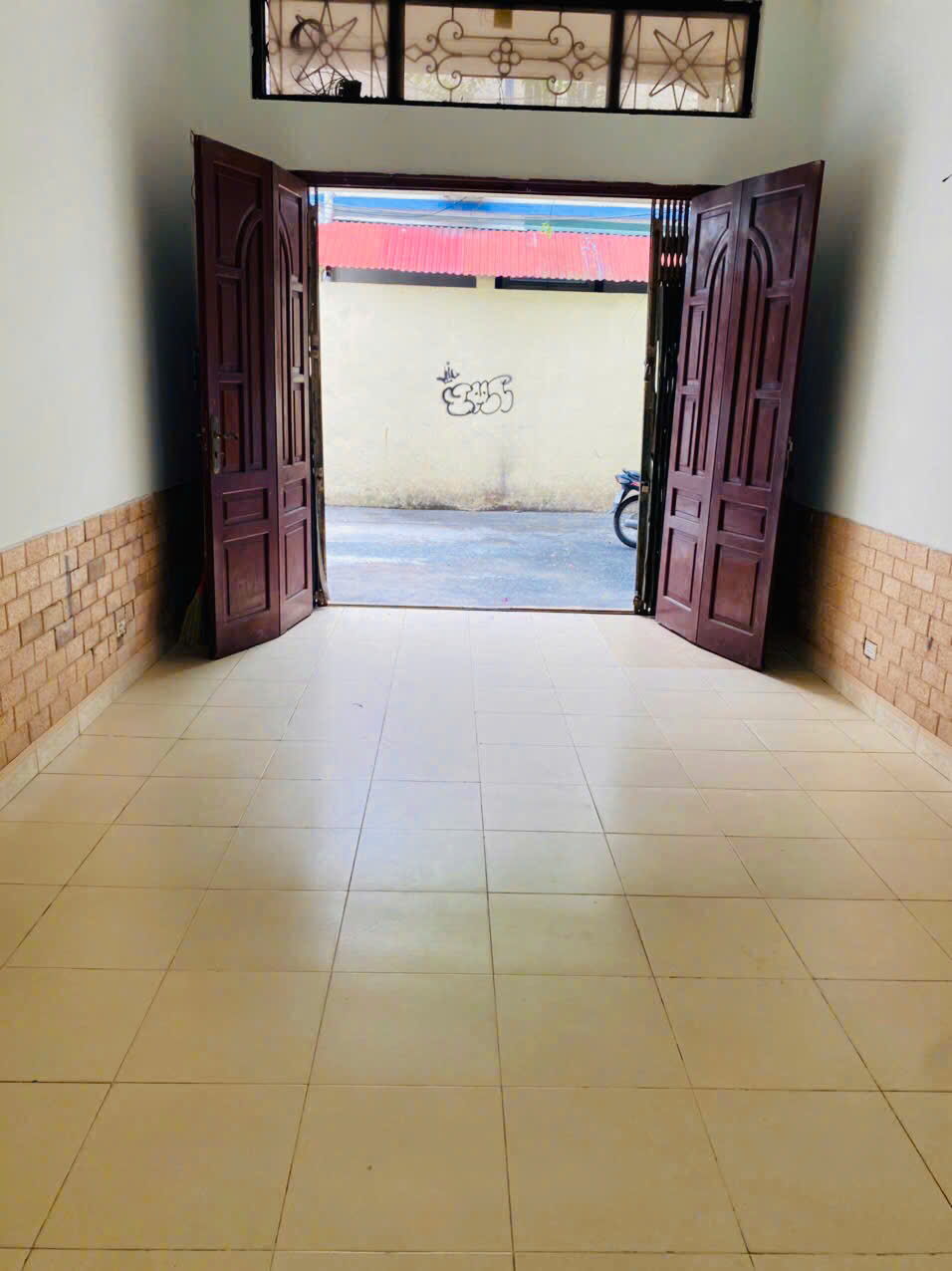 Cho thuê nhà nguyên căn ngõ 281 Khương Trung, 40m2 x 2 tầng 1 tum.2 ngủ.2 wc, 9 Triệu - Ảnh 1